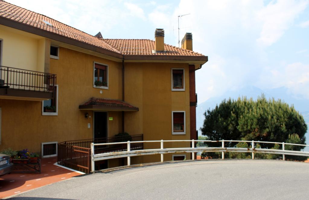 Casa Mattia By Holiday World Apartment Bellano Luaran gambar